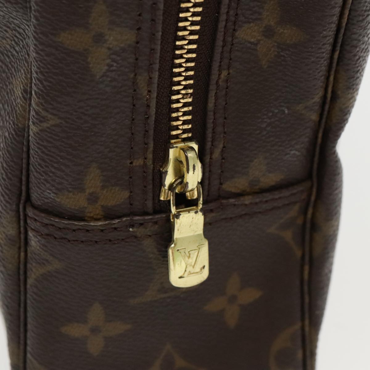 LOUIS VUITTON Monogram Trousse Toilette 28 Clutch Bag M47522 LV Auth 95761