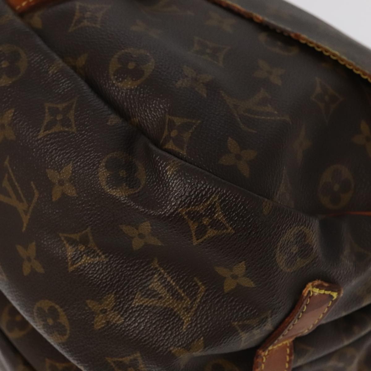 LOUIS VUITTON Monogram Saumur 35 Shoulder Bag M42254 LV Auth 95763