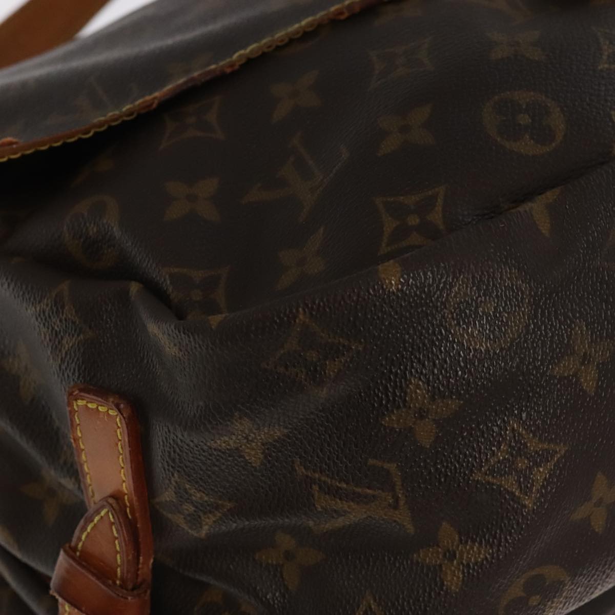 LOUIS VUITTON Monogram Saumur 35 Shoulder Bag M42254 LV Auth 95763