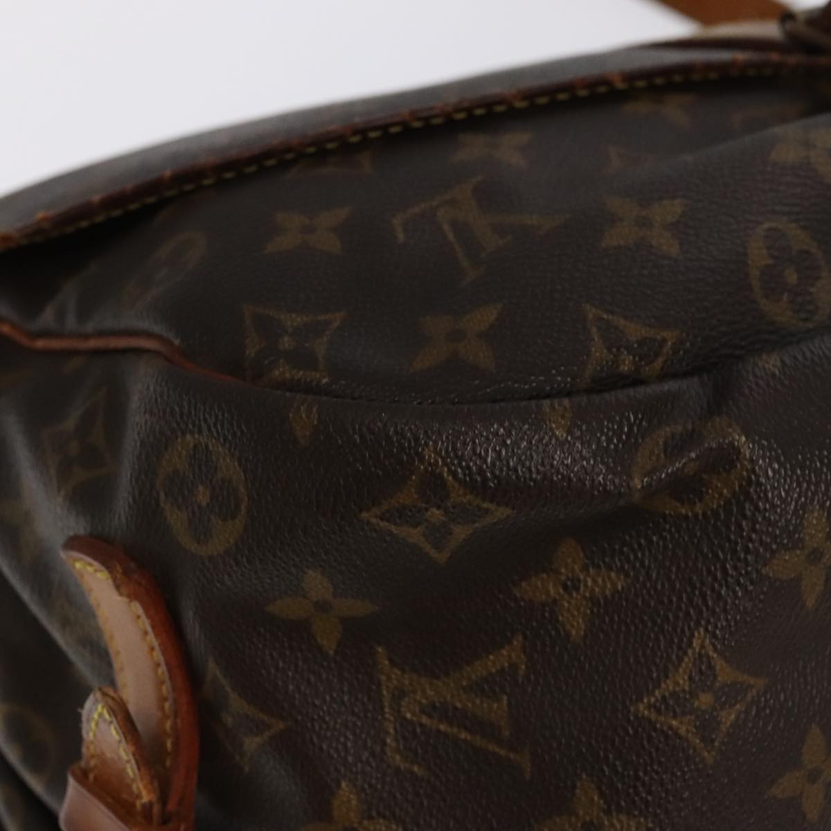 LOUIS VUITTON Monogram Saumur 35 Shoulder Bag M42254 LV Auth 95763