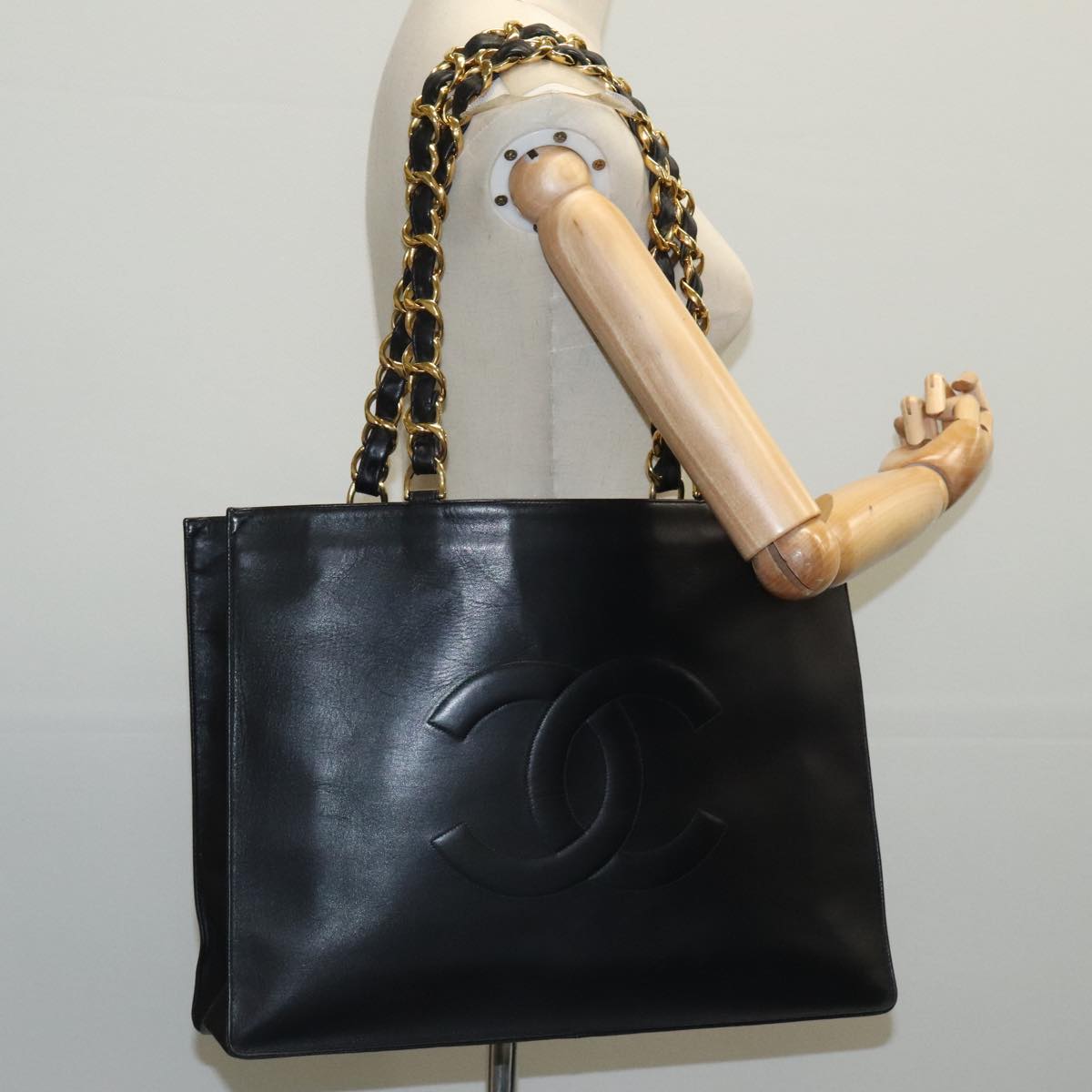 CHANEL COCO Mark Chain Tote Bag Leather Black Gold CC Auth 95782A