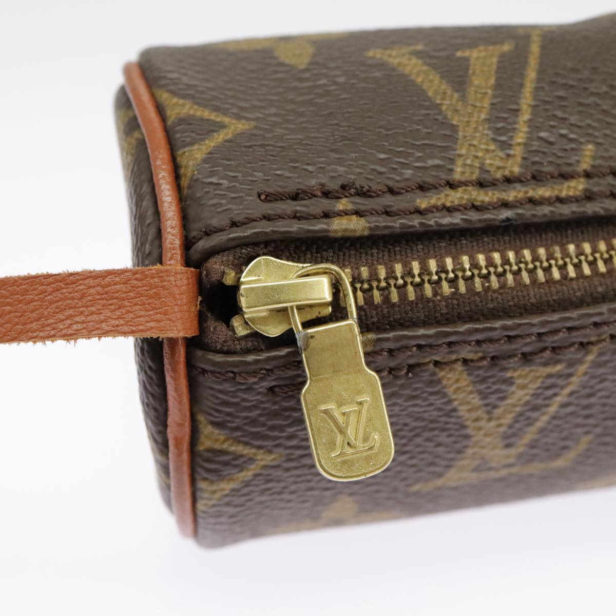 LOUIS VUITTON Monogram Papillon Pouch LV Auth 95801