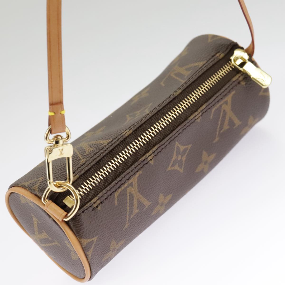 LOUIS VUITTON Monogram Papillon Pouch LV Auth 95806