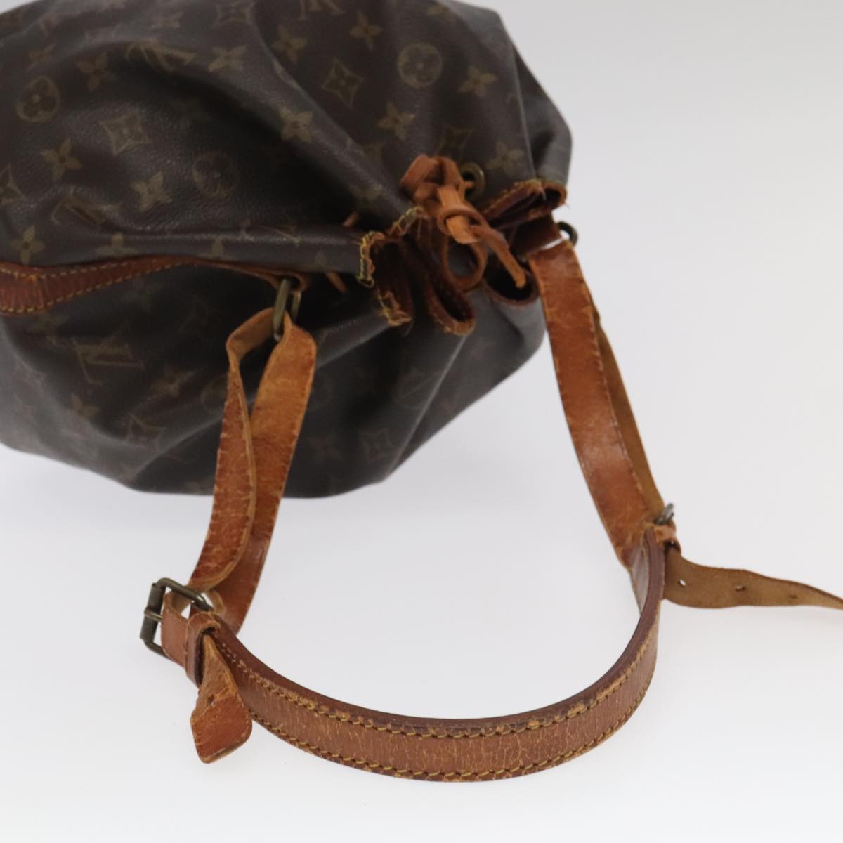 LOUIS VUITTON Monogram Petit Noe Shoulder Bag M42226 LV Auth 95809