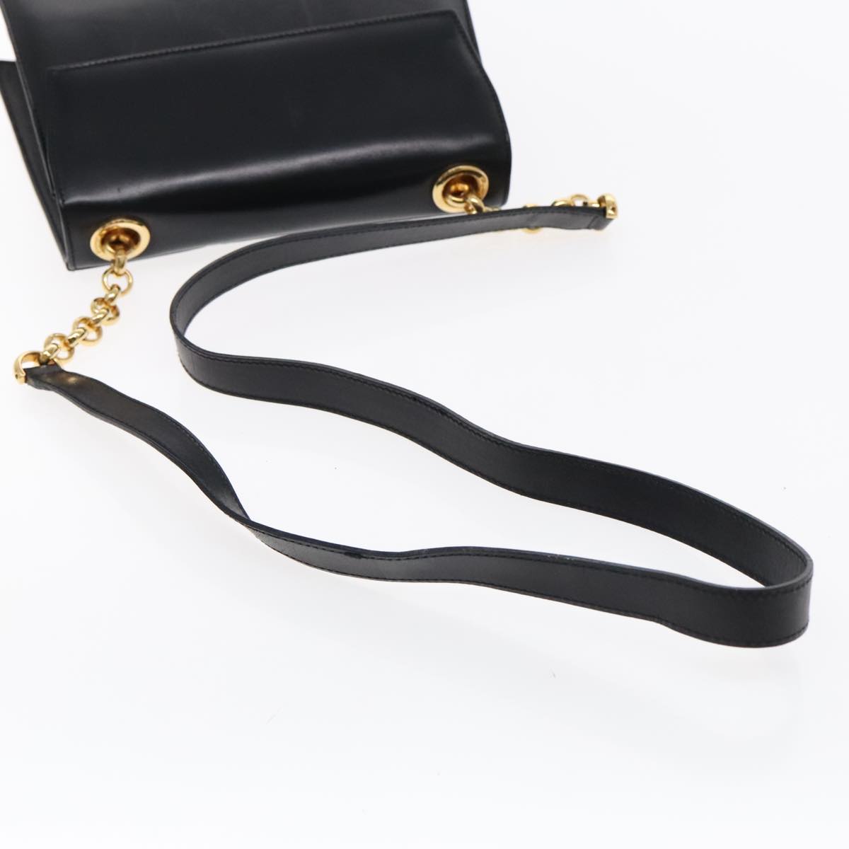 Salvatore Ferragamo Chain Shoulder Bag Leather Black Auth 95853