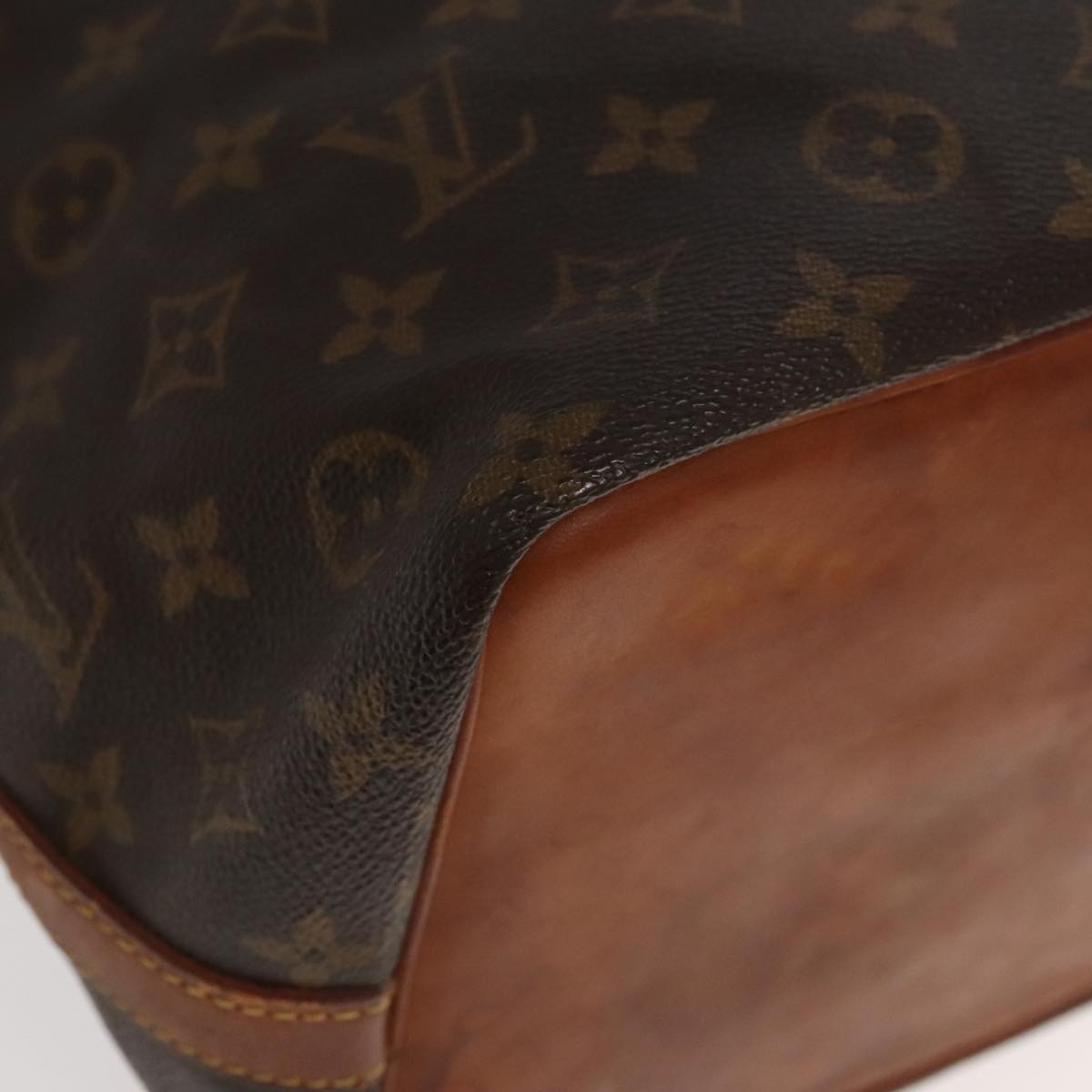 LOUIS VUITTON Monogram Petit Noe Shoulder Bag M42226 LV Auth 95863