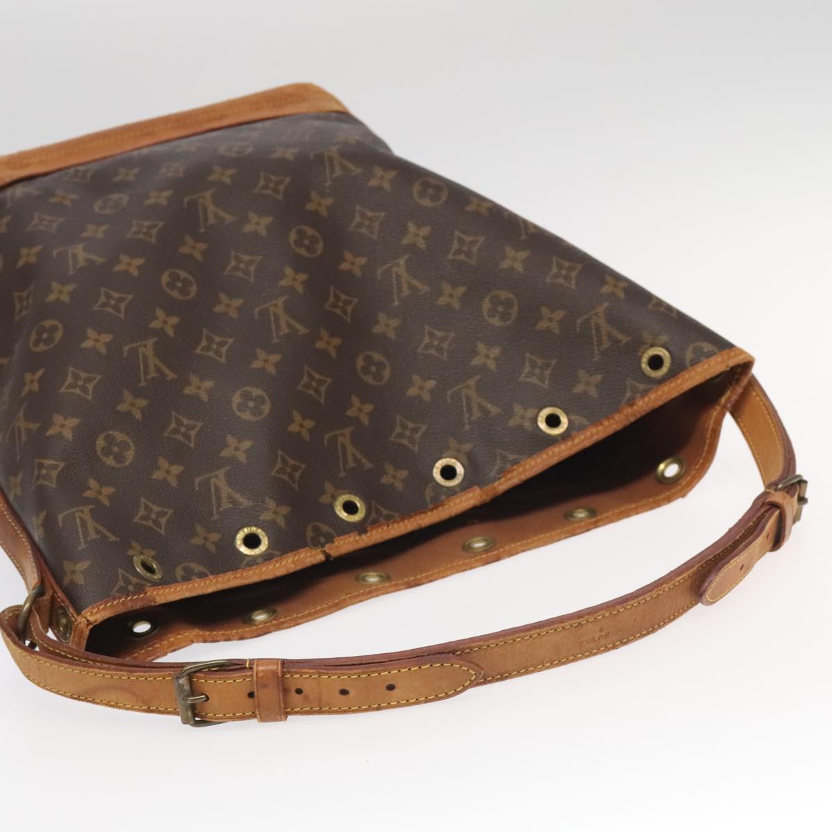 LOUIS VUITTON Monogram Noe Shoulder Bag M42224 LV Auth 95865