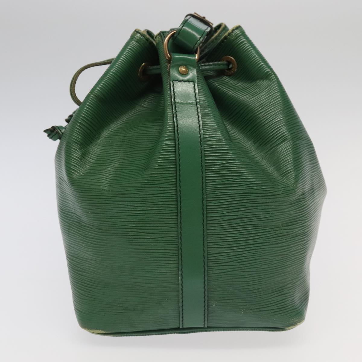 LOUIS VUITTON Epi Petit Noe Shoulder Bag Green M44102 LV Auth 95884