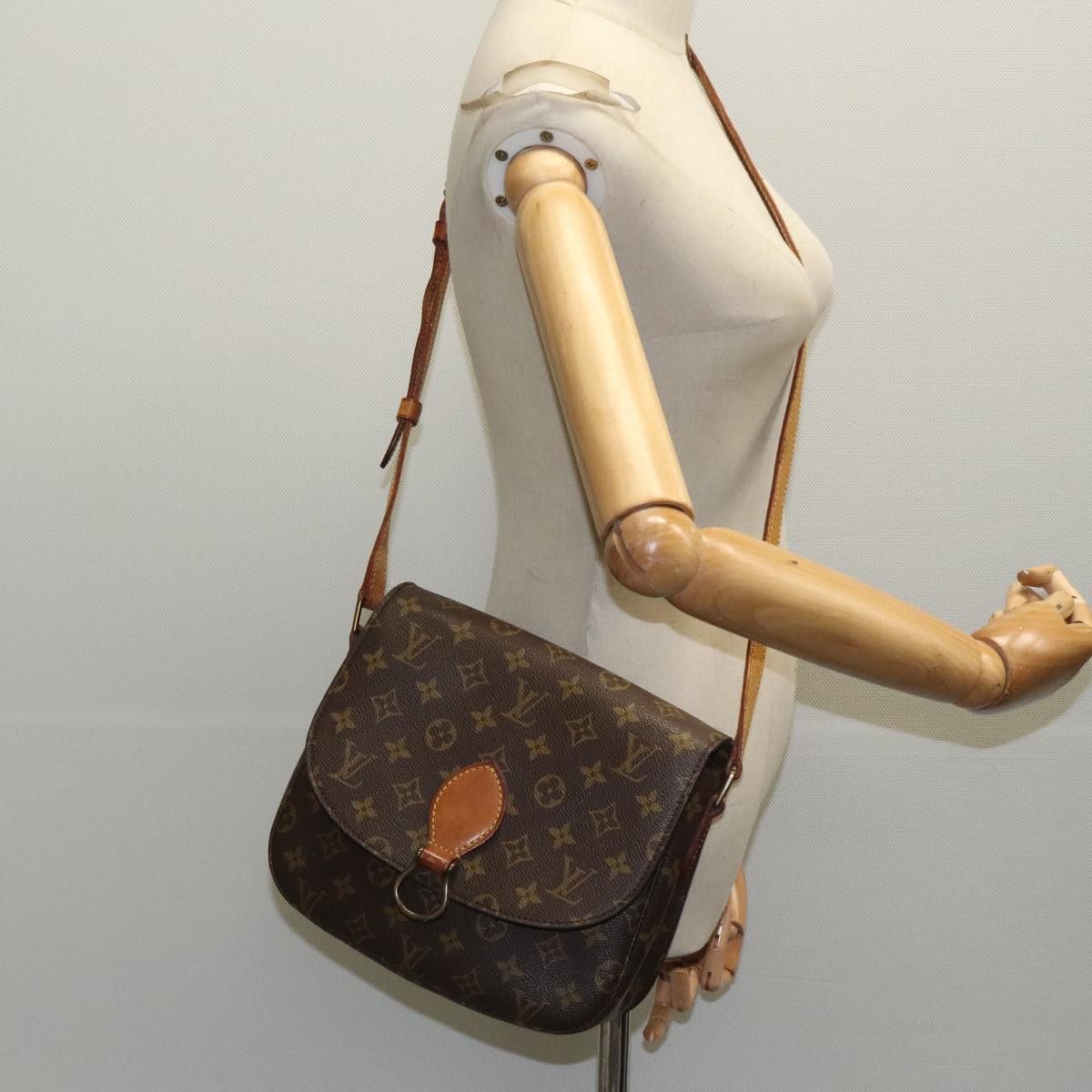 LOUIS VUITTON Monogram Saint Cloud GM Shoulder Bag Vintage M51242 LV Auth 95949