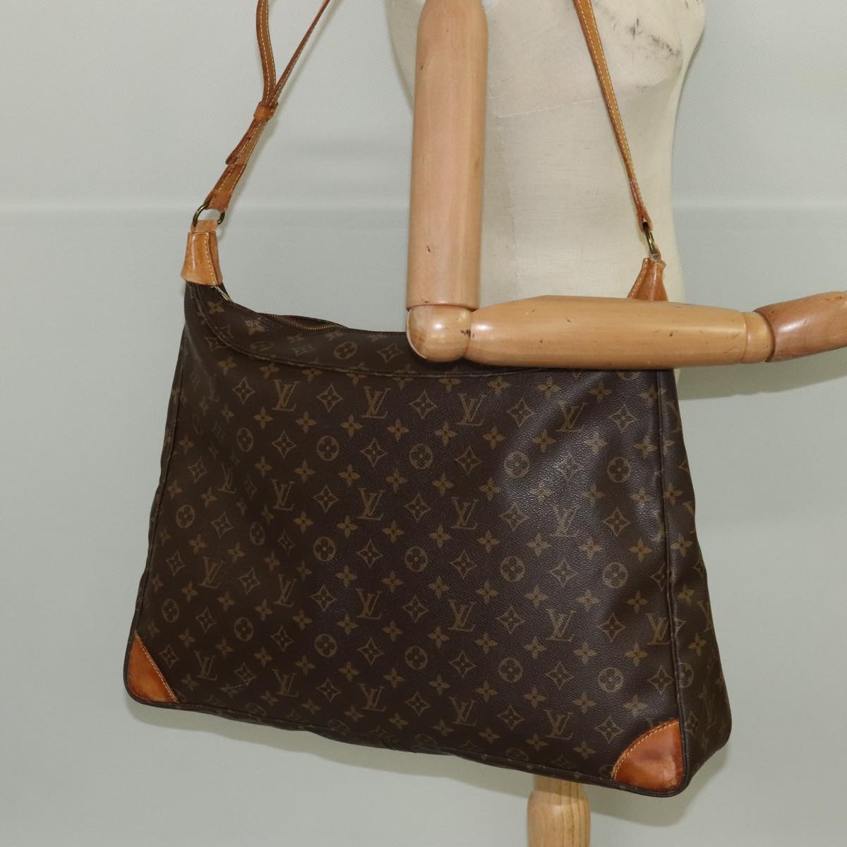 LOUIS VUITTON Monogram Boulogne 50 Shoulder Bag M51114 LV Auth 95985