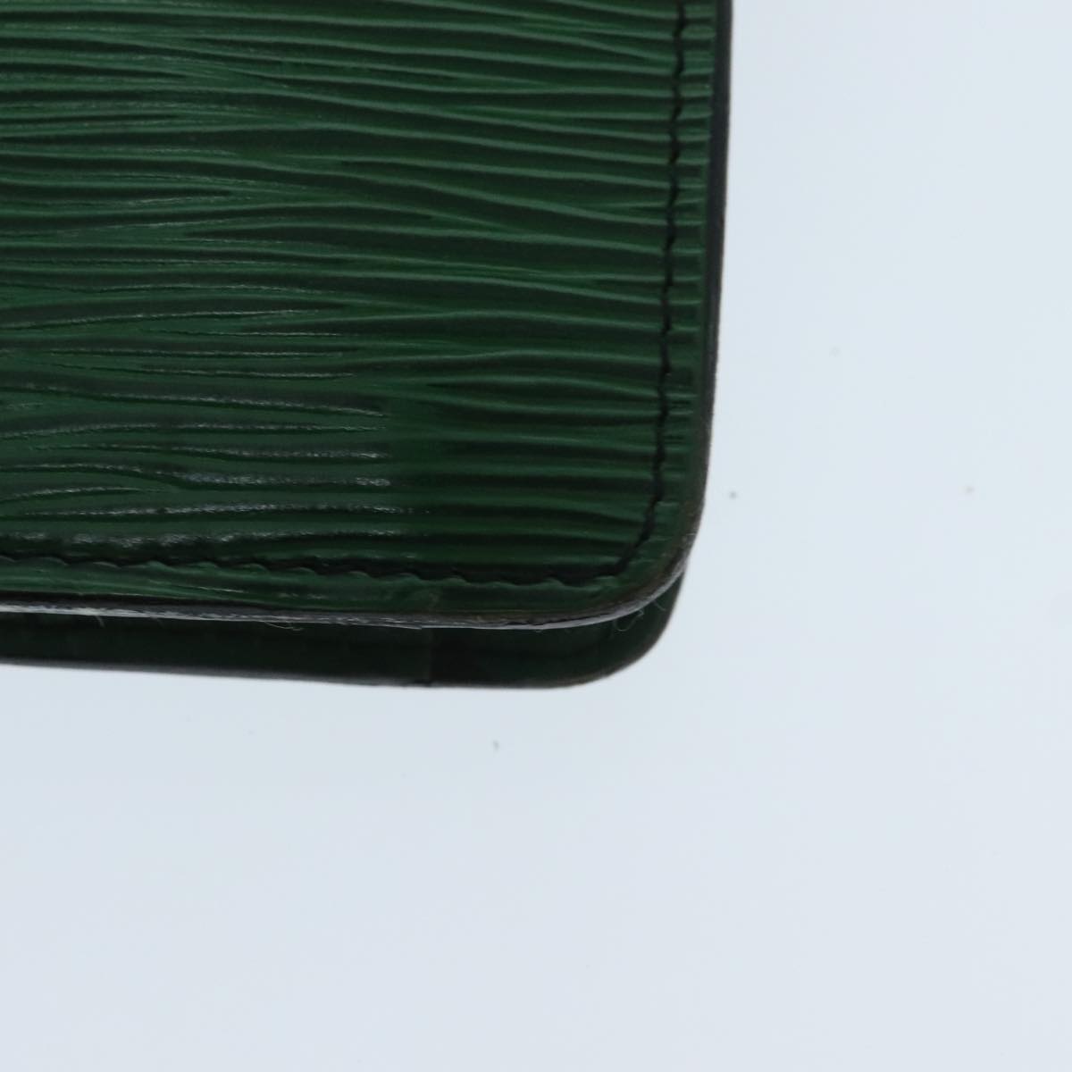 LOUIS VUITTON Epi Montaigne 27 Clutch Bag Green M52654 LV Auth 95998