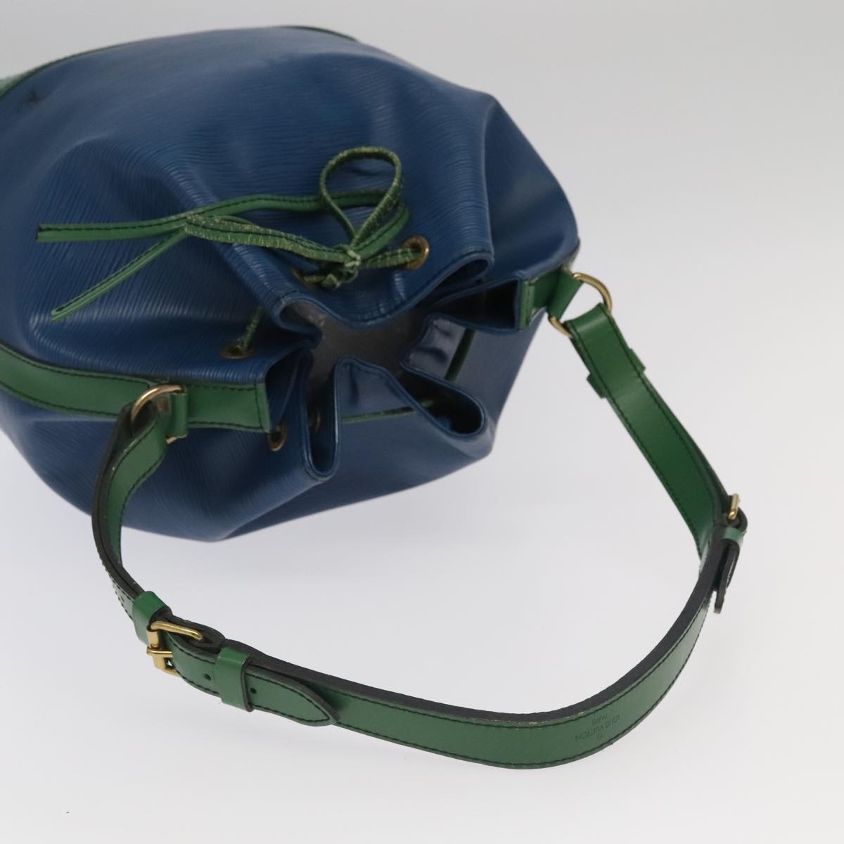 LOUIS VUITTON Epi Noe Shoulder Bag Bicolor Green Blue M44044 LV Auth 96138