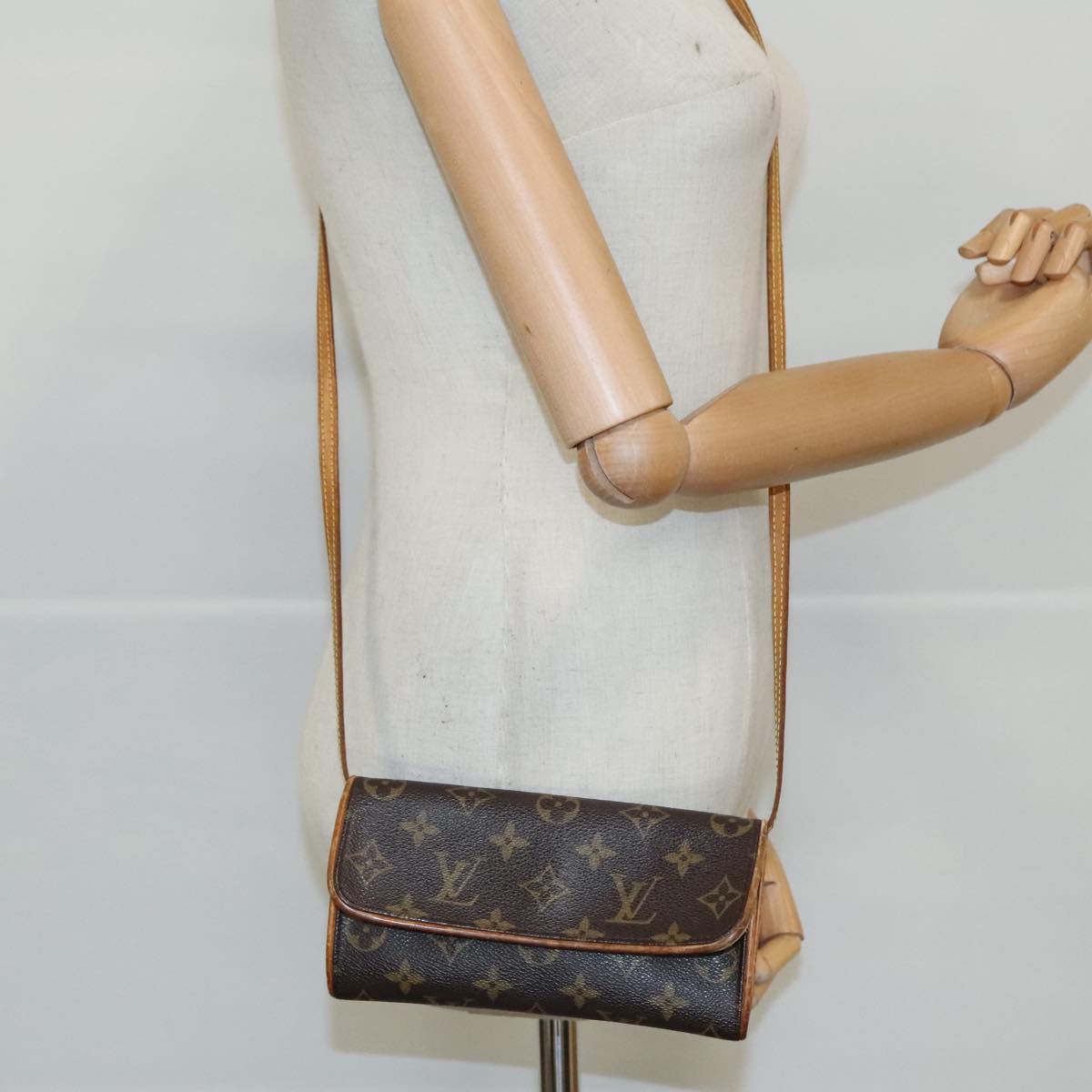 LOUIS VUITTON Monogram Pochette Twin PM Shoulder Bag M51854 LV Auth 96153