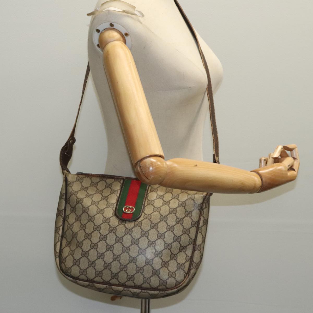 GUCCI GG Supreme Web Sherry Line Shoulder Bag PVC Beige Gold Red Auth 96165