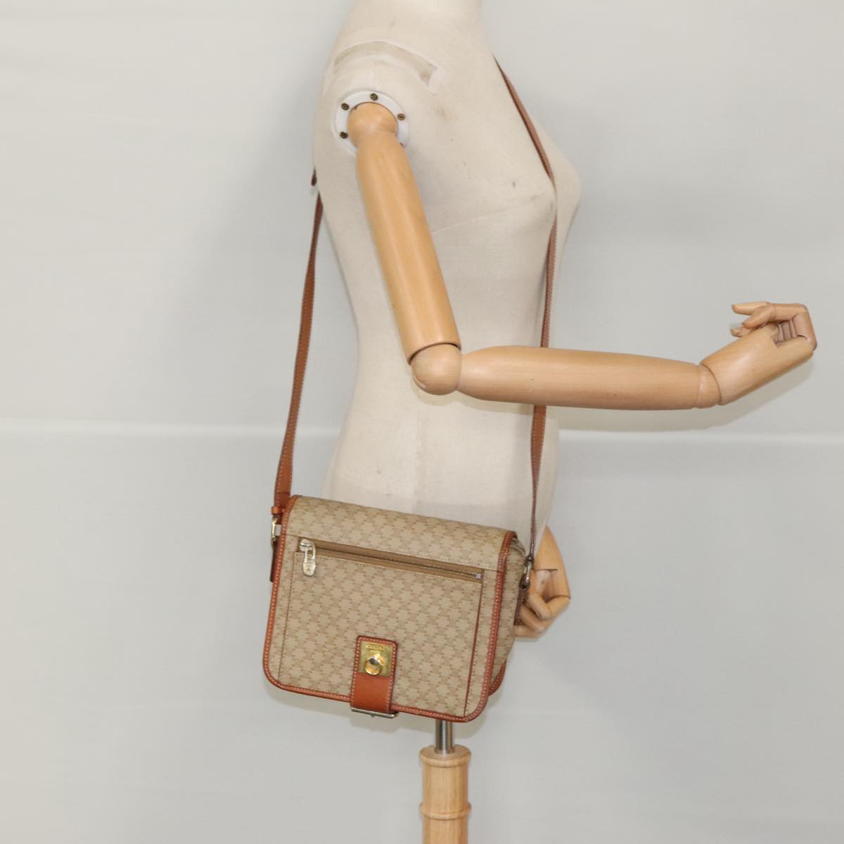 CELINE Macadam Canvas Shoulder Bag Beige Gold Auth 96179