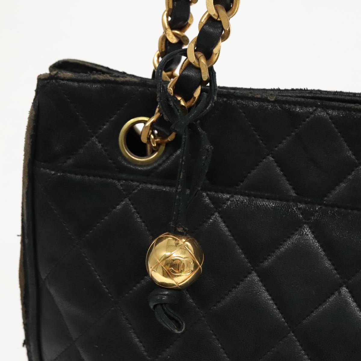 CHANEL Matelasse Chain Shoulder Bag Lamb Skin Black Gold CC Auth 96214