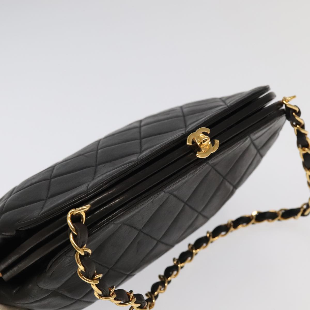 CHANEL Matelasse Chain Shoulder Bag Lamb Skin Black Gold CC Auth 96218A