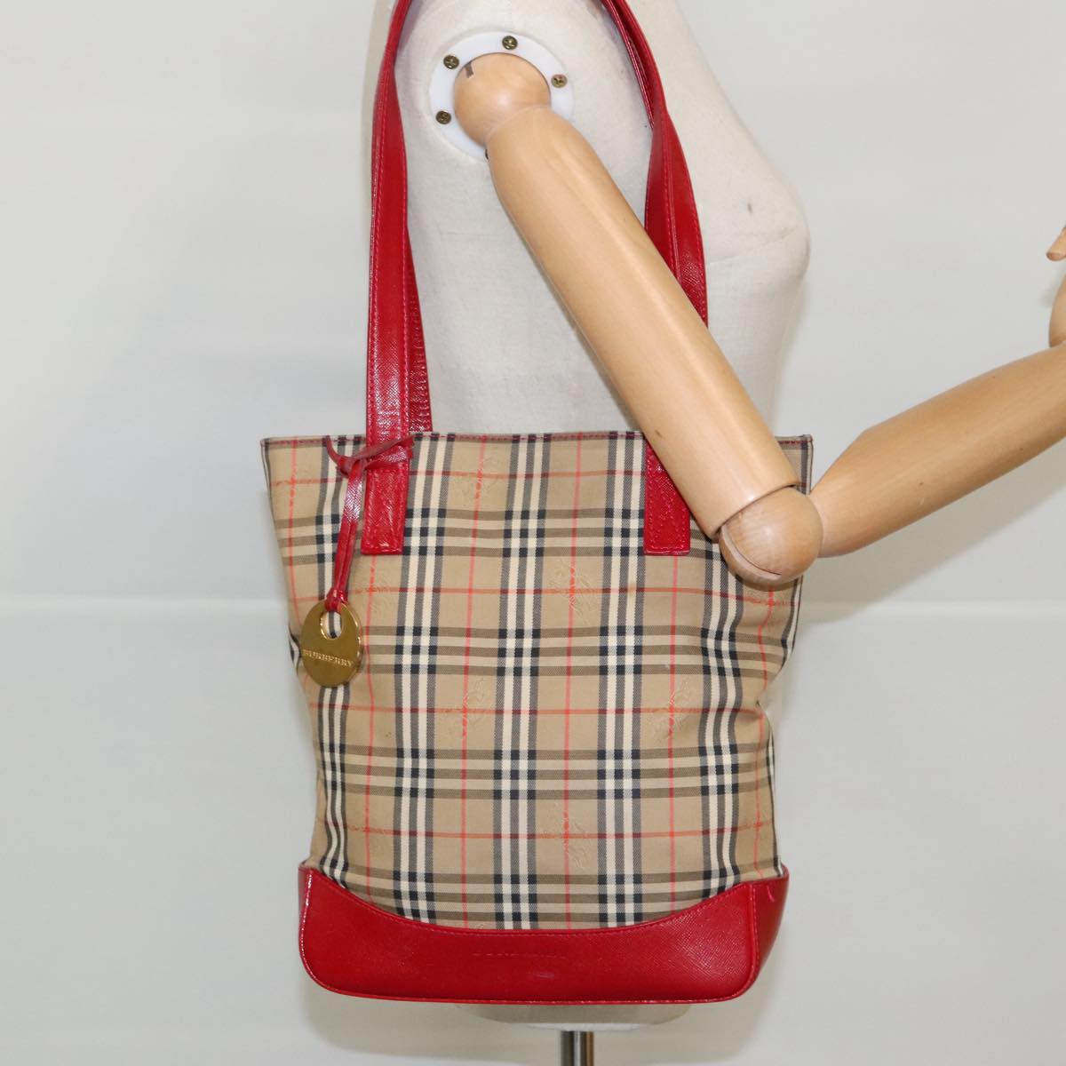 BURBERRY Nova Check Shoulder Bag Canvas Beige Red gold Auth 96222