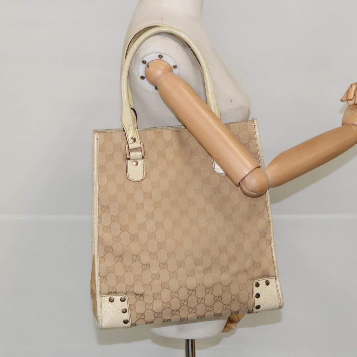 GUCCI GG Canvas Tote Bag Beige Gold 124261 Auth 96237