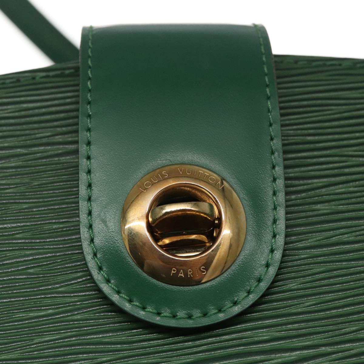 LOUIS VUITTON Epi Cluny Shoulder Bag Green M52254 LV Auth 96273