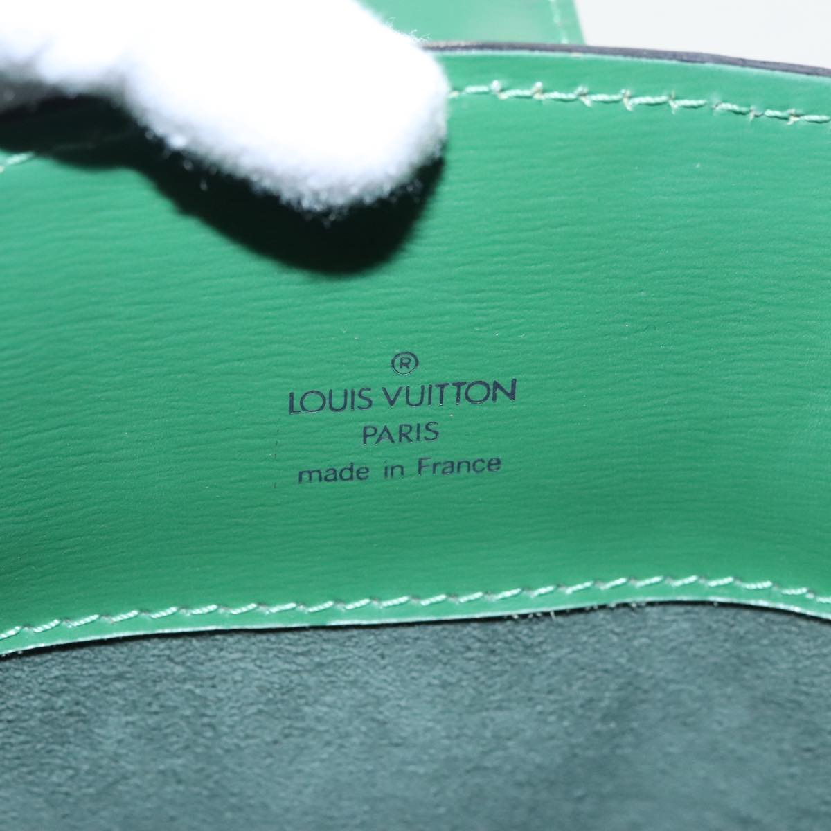 LOUIS VUITTON Epi Cluny Shoulder Bag Green M52254 LV Auth 96273