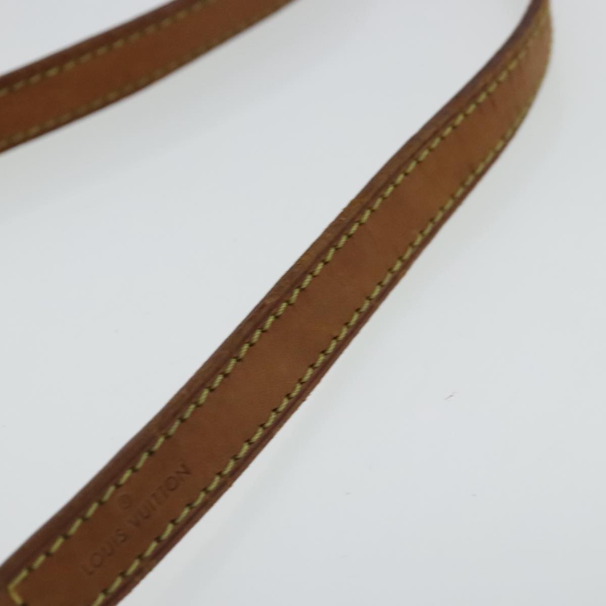 LOUIS VUITTON Shoulder Strap Leather 44.9"" Beige LV Auth 96423