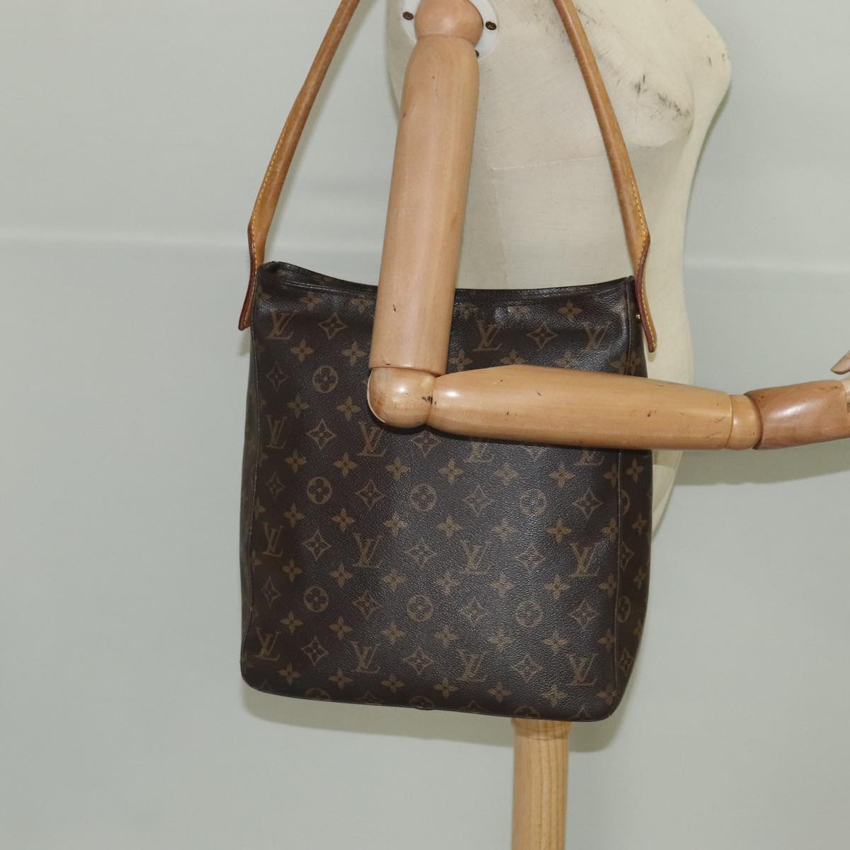 LOUIS VUITTON Monogram Looping GM Shoulder Bag M51145 LV Auth 96475