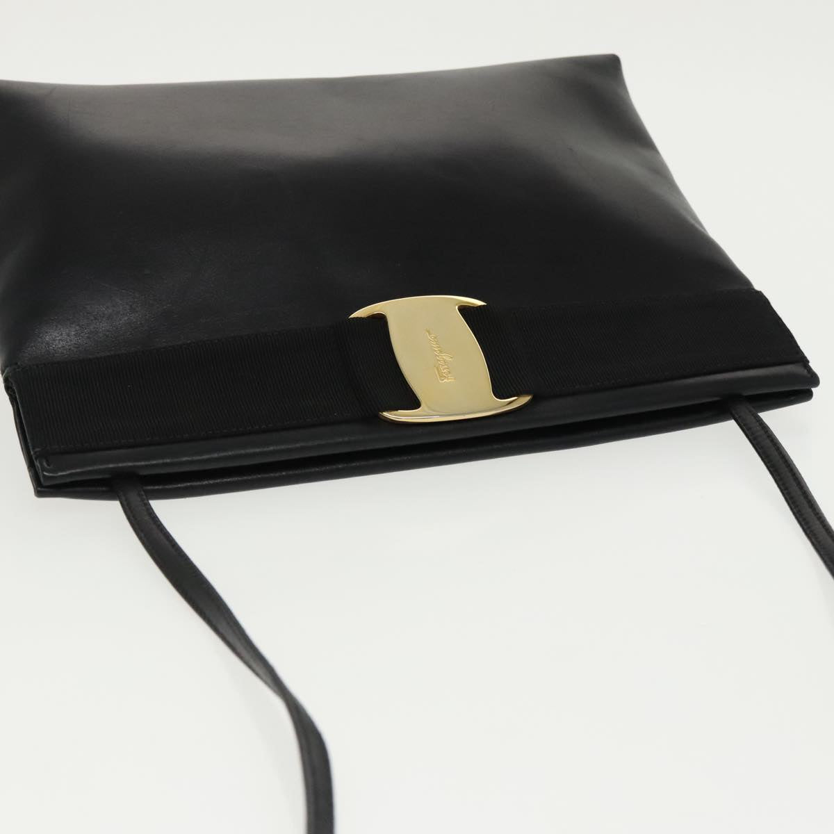 Salvatore Ferragamo Shoulder Bag Leather Black Gold Auth 96524