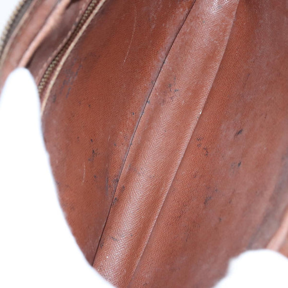 LOUIS VUITTON Monogram Marly Dragonne GM Clutchtasche M51825 LV Auth 96536