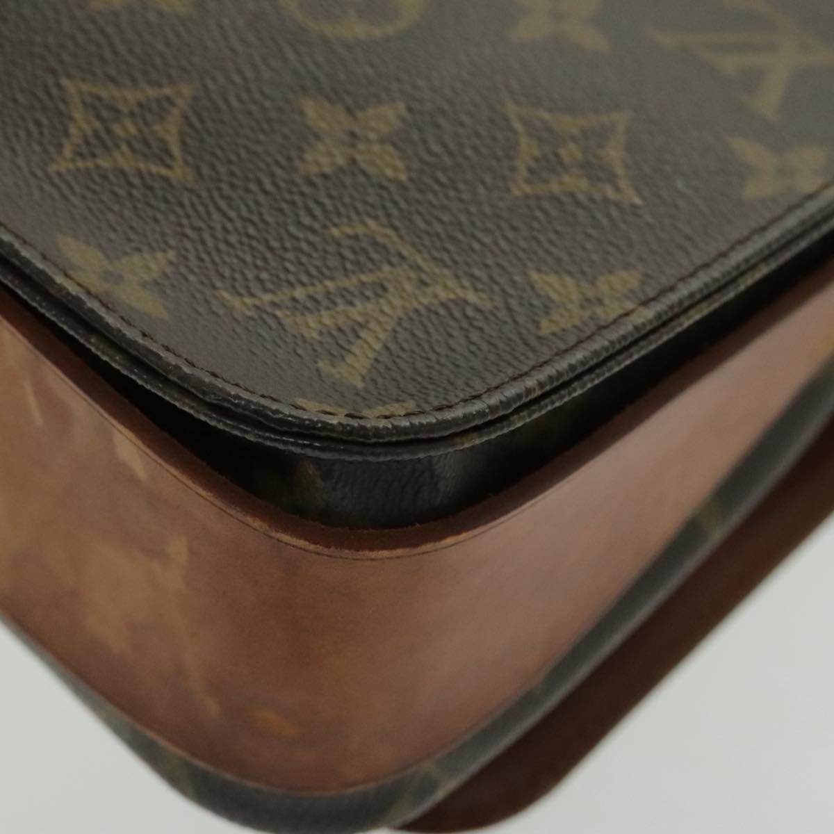 LOUIS VUITTON Monogram Cartouchiere MM Shoulder Bag M51253 LV Auth 96537