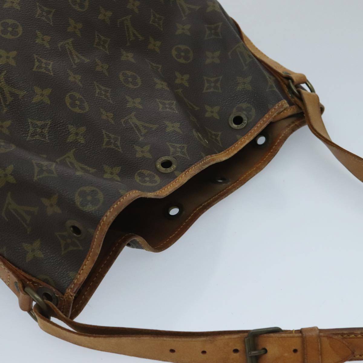 LOUIS VUITTON Monogram Noe Shoulder Bag M42224 LV Auth 96557