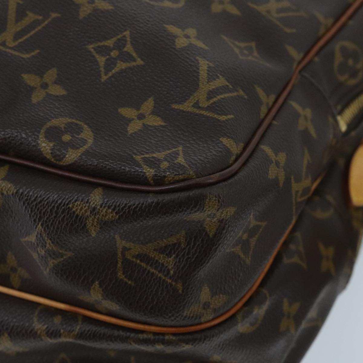 LOUIS VUITTON Monogram Reporter GM Shoulder Bag M45252 LV Auth 96564