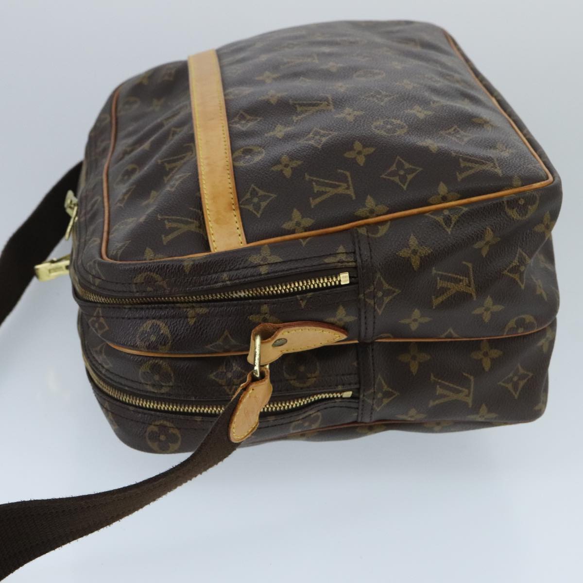 LOUIS VUITTON Monogram Reporter GM Shoulder Bag M45252 LV Auth 96564