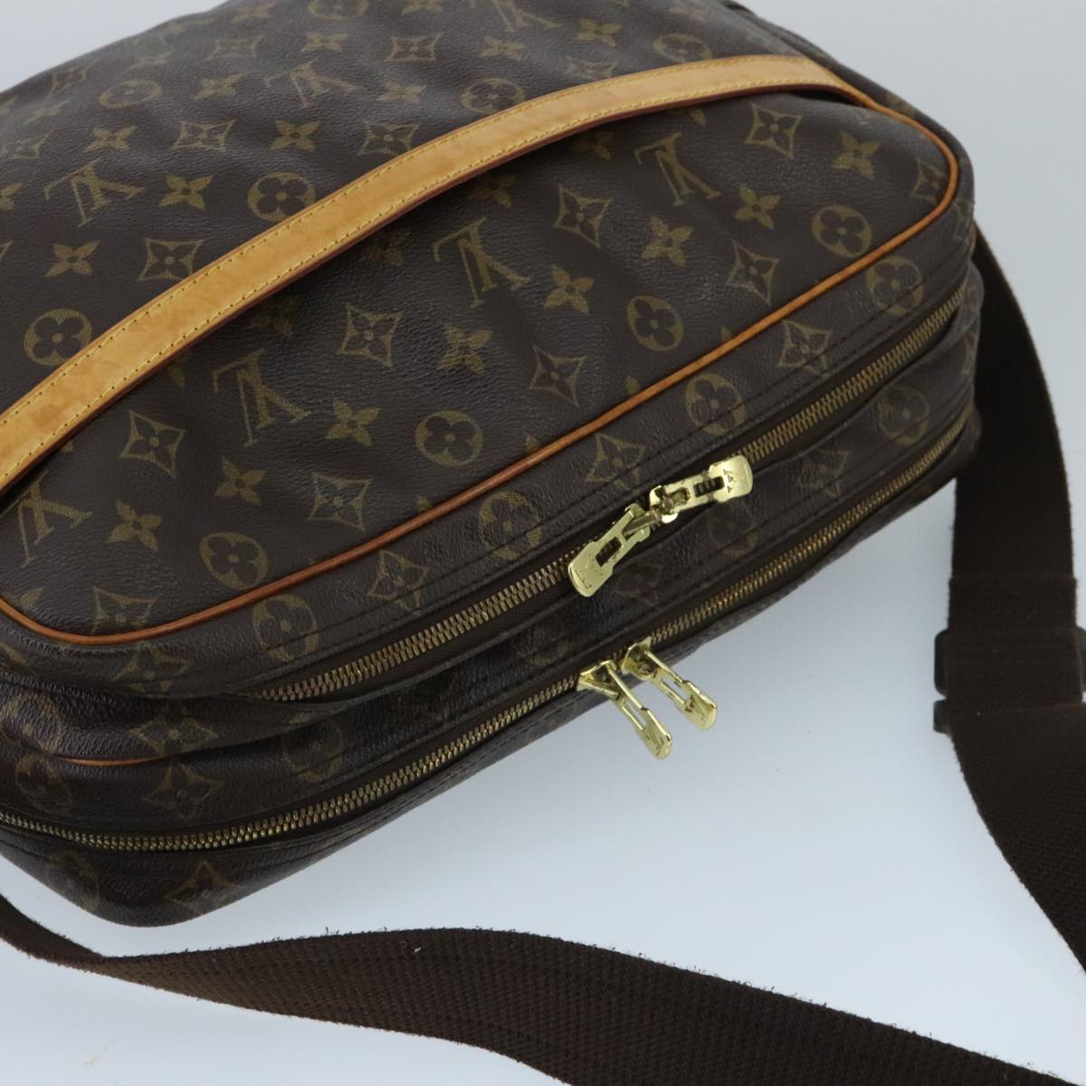 LOUIS VUITTON Monogram Reporter GM Shoulder Bag M45252 LV Auth 96564