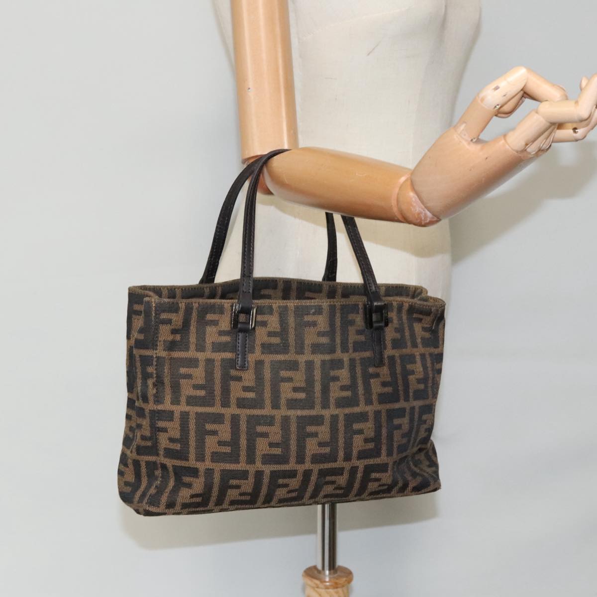 FENDI Zucca Canvas Hand Bag Brown Black Silver Auth 96637