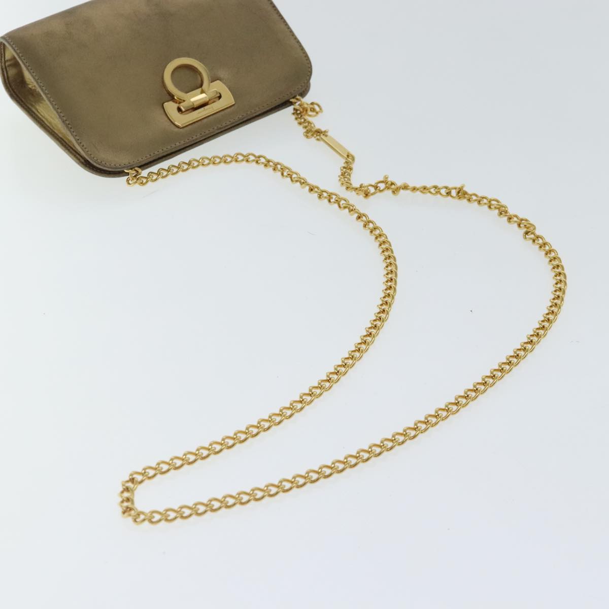 Salvatore Ferragamo Gancini Chain Shoulder Bag Leather Gold Auth 96667