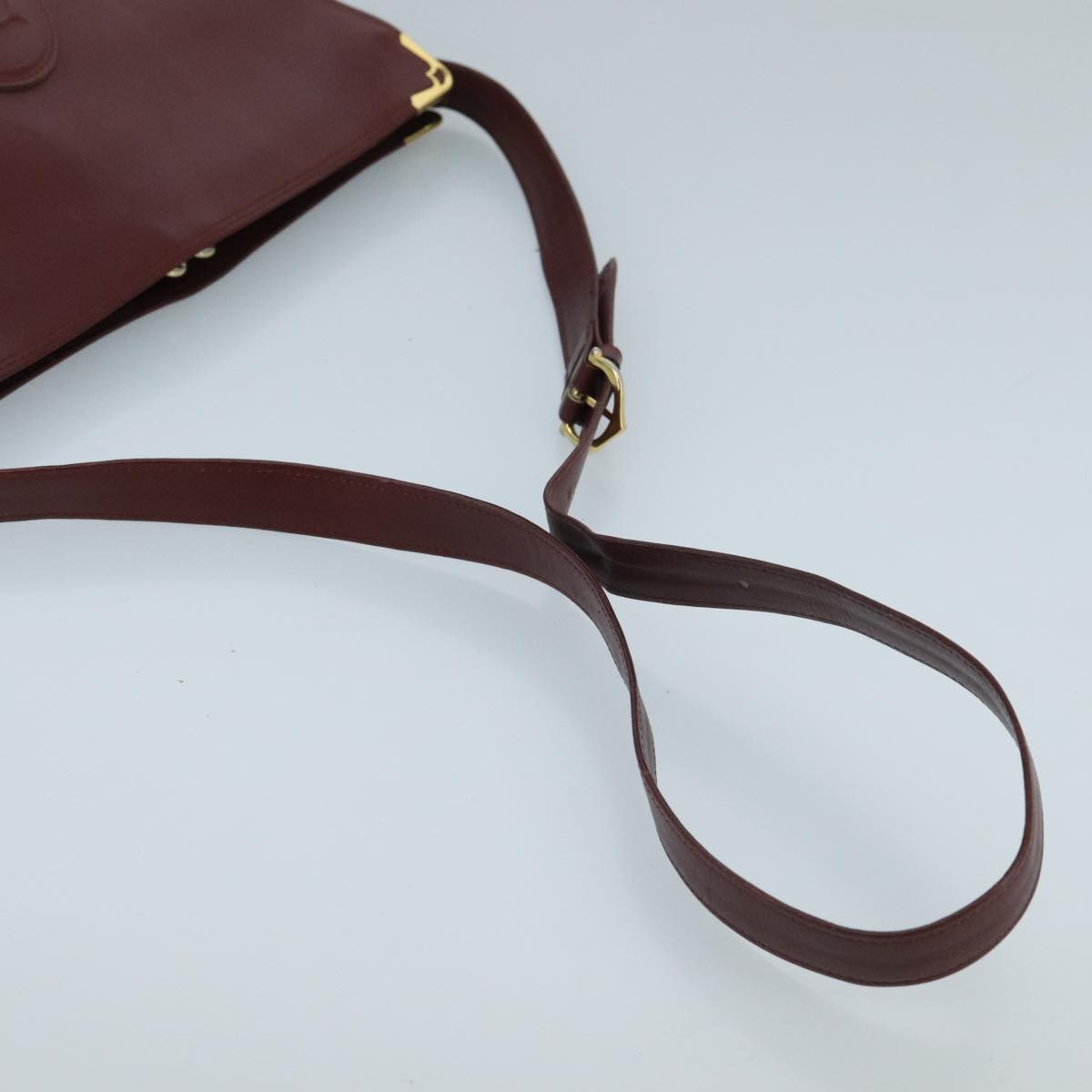 CARTIER Shoulder Bag Leather Bordeaux Gold Auth 96670