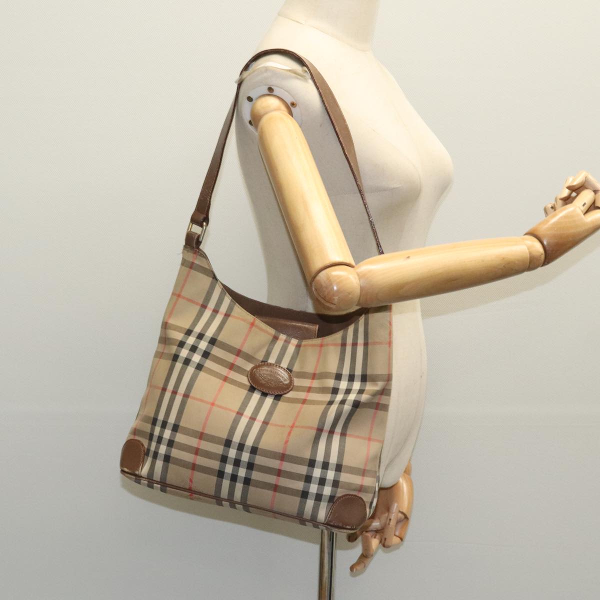 BURBERRY Nova Check Shoulder Bag Canvas Beige Auth 96672