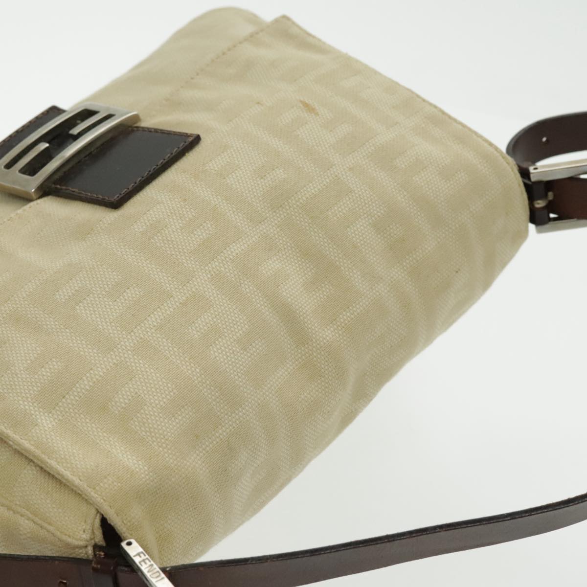 FENDI Zucca Canvas Mamma Baguette Shoulder Bag Beige Auth 96676