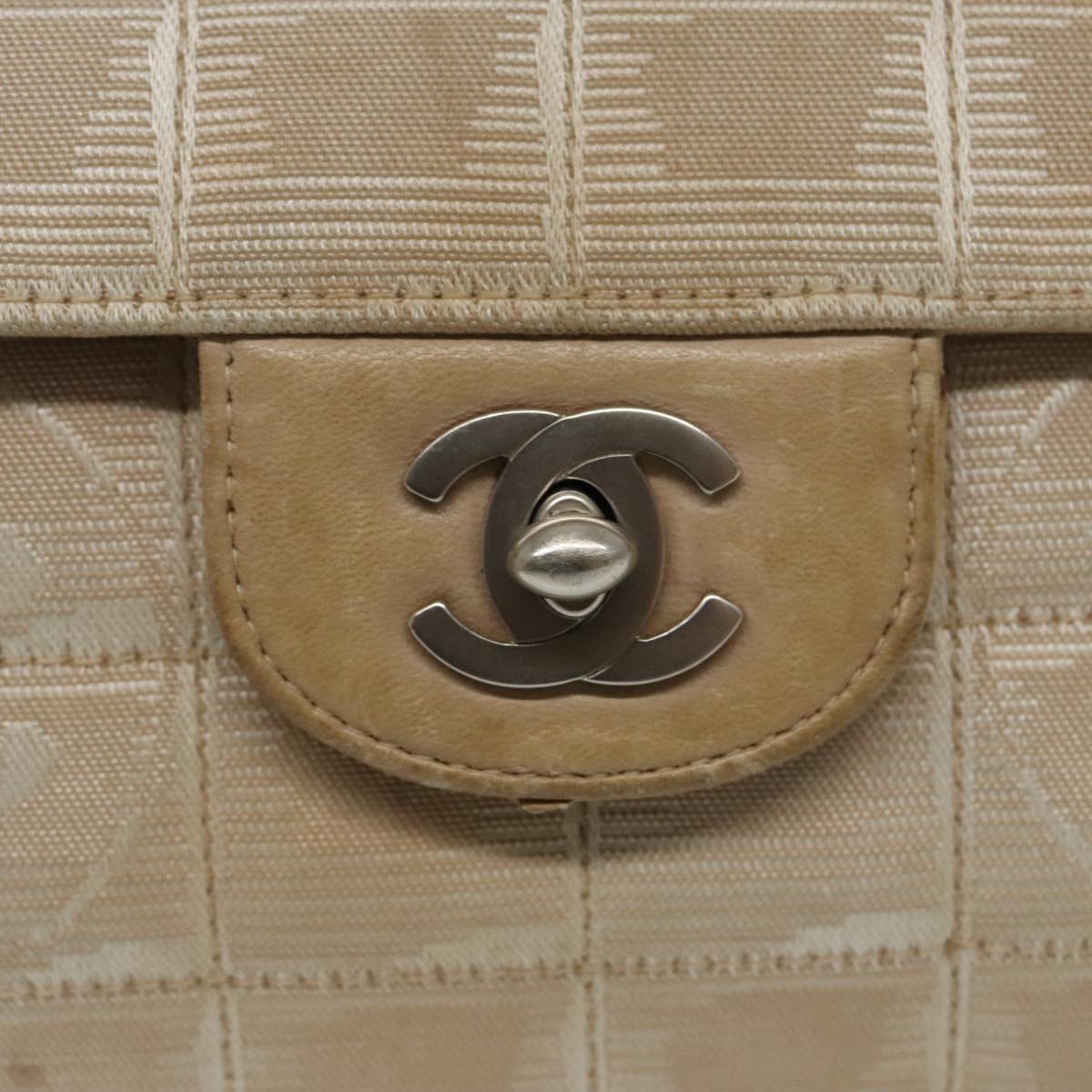 CHANEL Choco Bar Chain Shoulder Bag Canvas Beige Silver CC Auth 96693