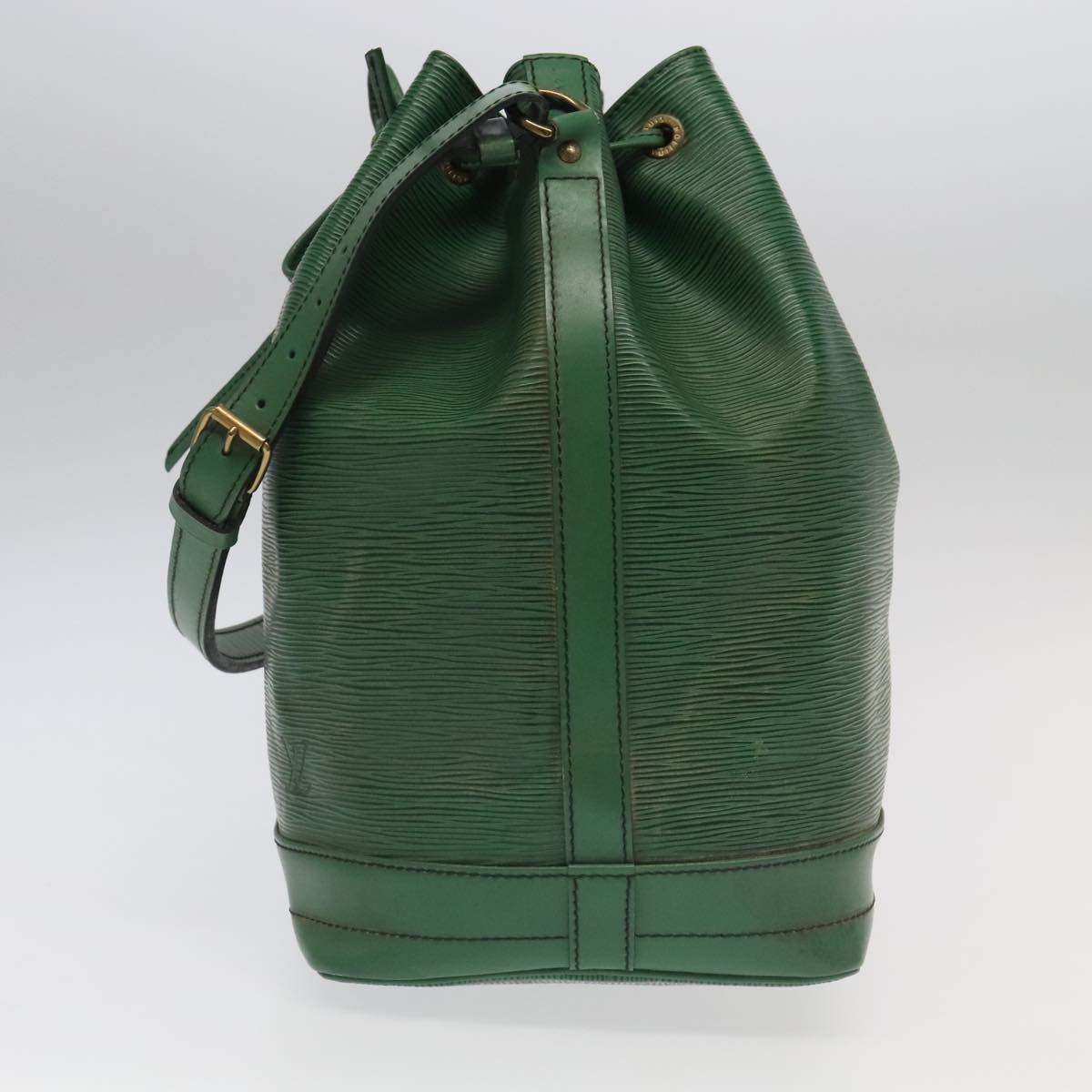 LOUIS VUITTON Epi Noe Shoulder Bag Green M44004 LV Auth 96811