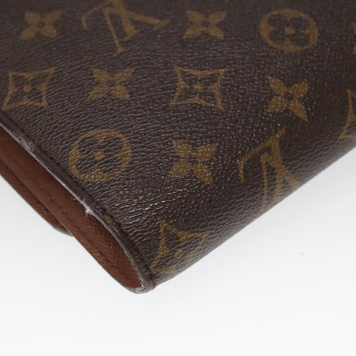 LOUIS VUITTON Monogram Bordeaux 27 Shoulder Bag M51797 LV Auth 96829