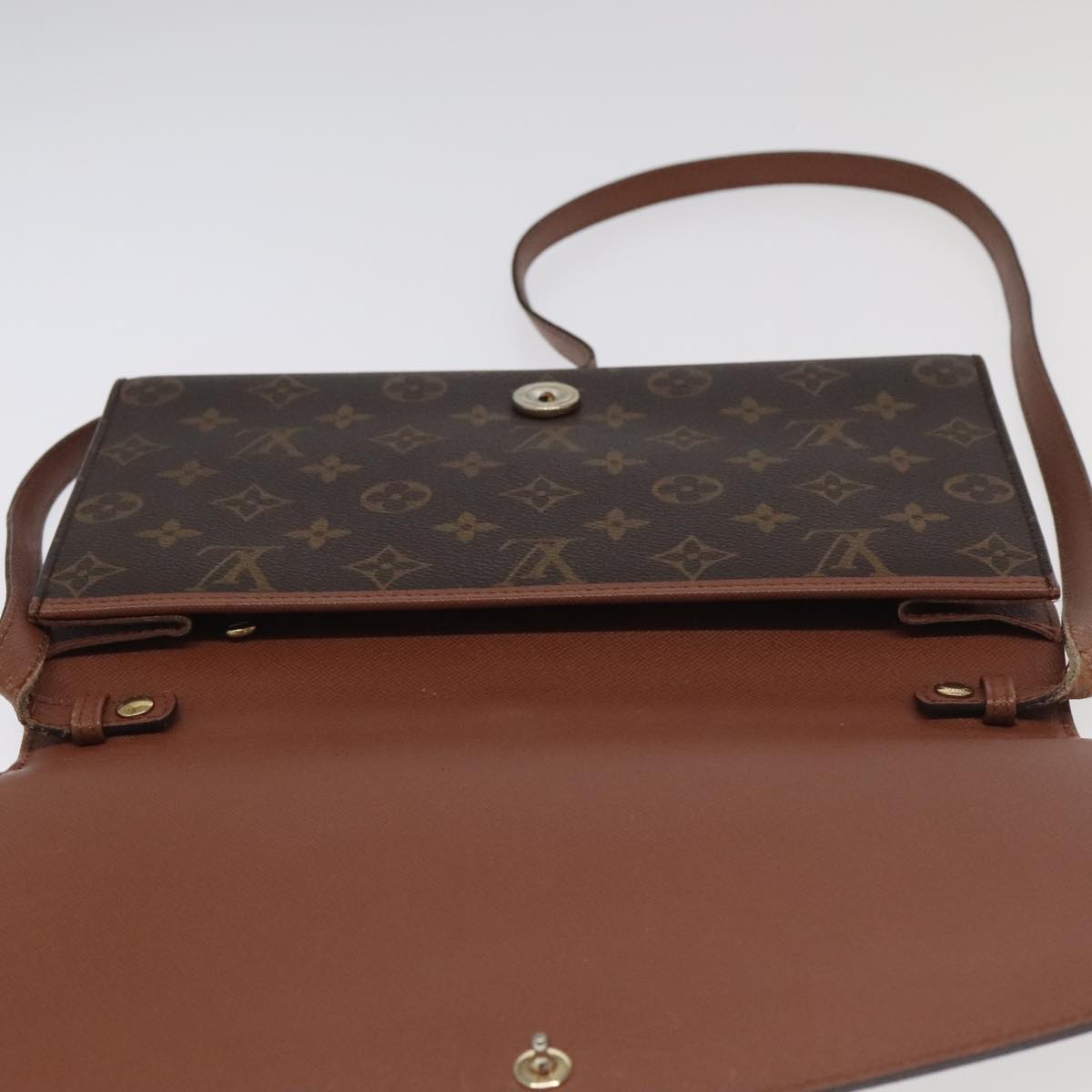 LOUIS VUITTON Monogram Bordeaux 27 Shoulder Bag M51797 LV Auth 96829