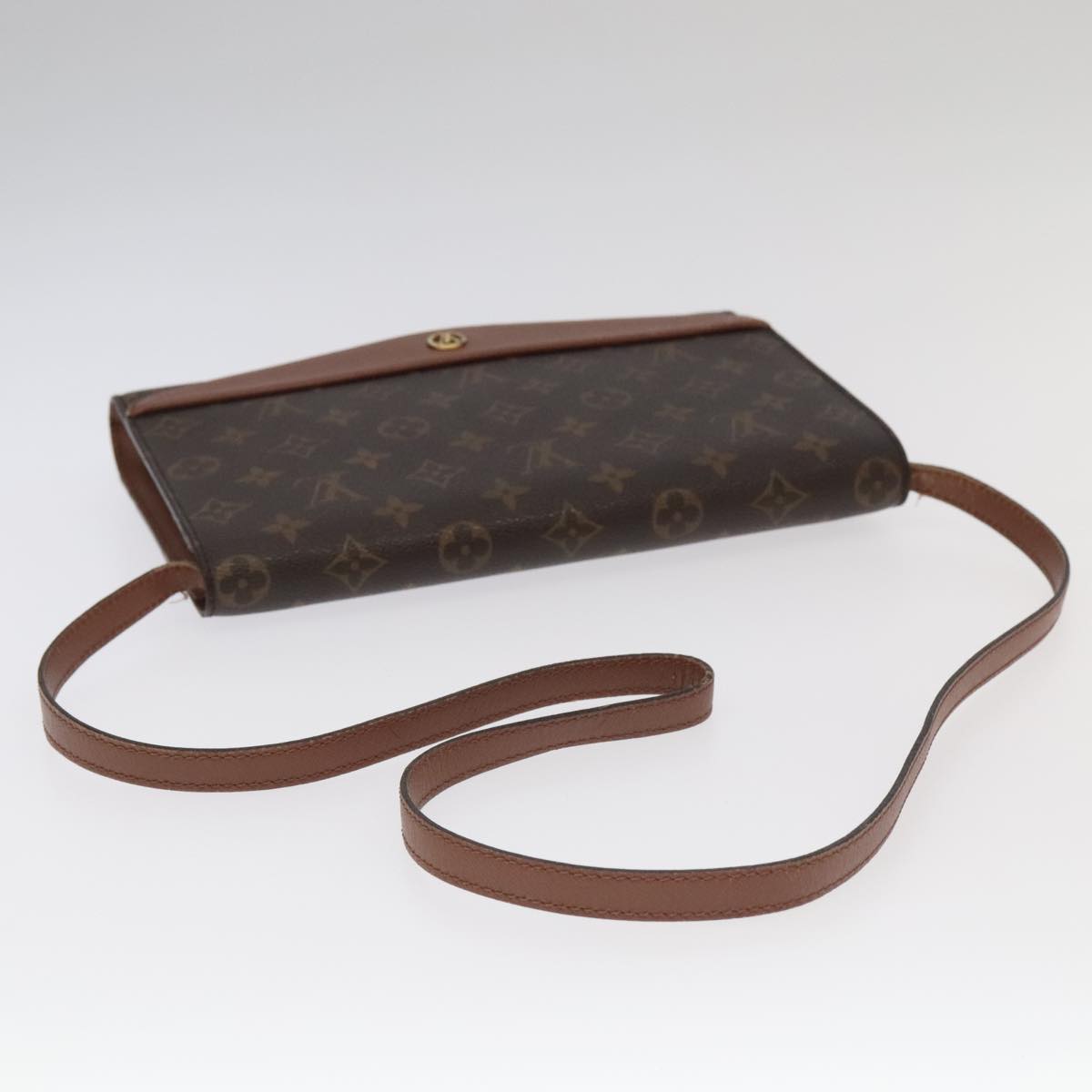 LOUIS VUITTON Monogram Bordeaux 27 Shoulder Bag M51797 LV Auth 96829