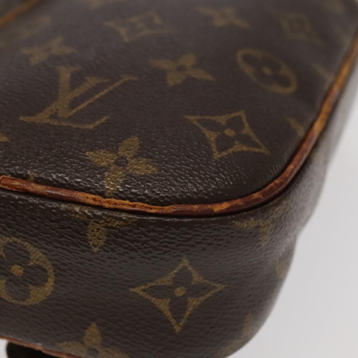 LOUIS VUITTON Monogram Pochette Gange Shoulder Bag M51870 LV Auth 96845