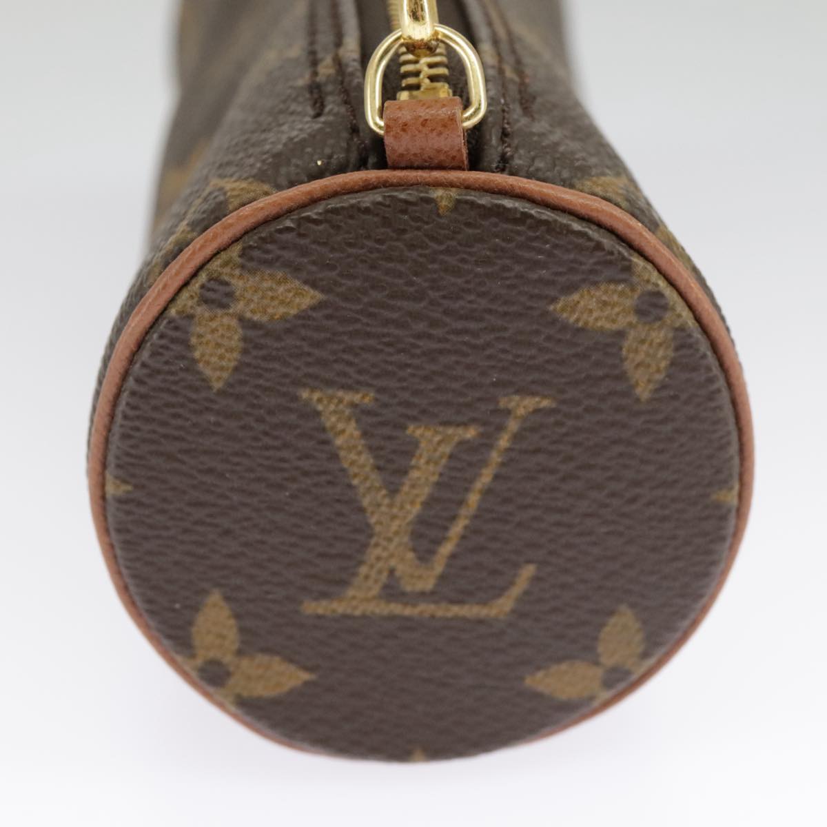 LOUIS VUITTON Monogram Papillon Pouch LV Auth 96902