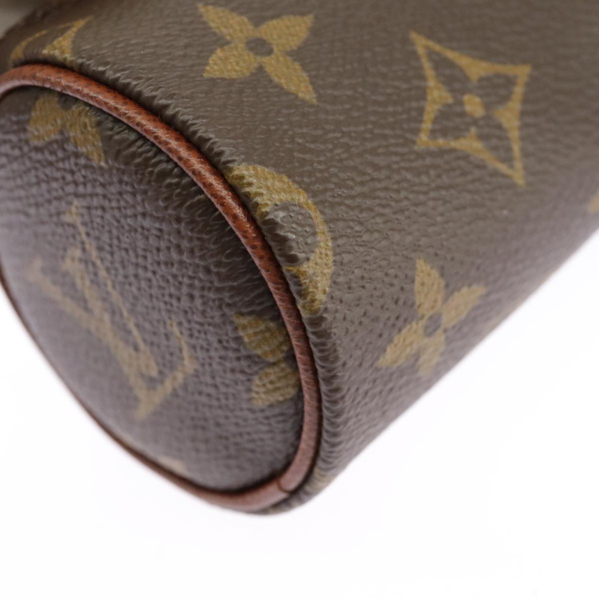 LOUIS VUITTON Monogram Papillon Pouch LV Auth 96909