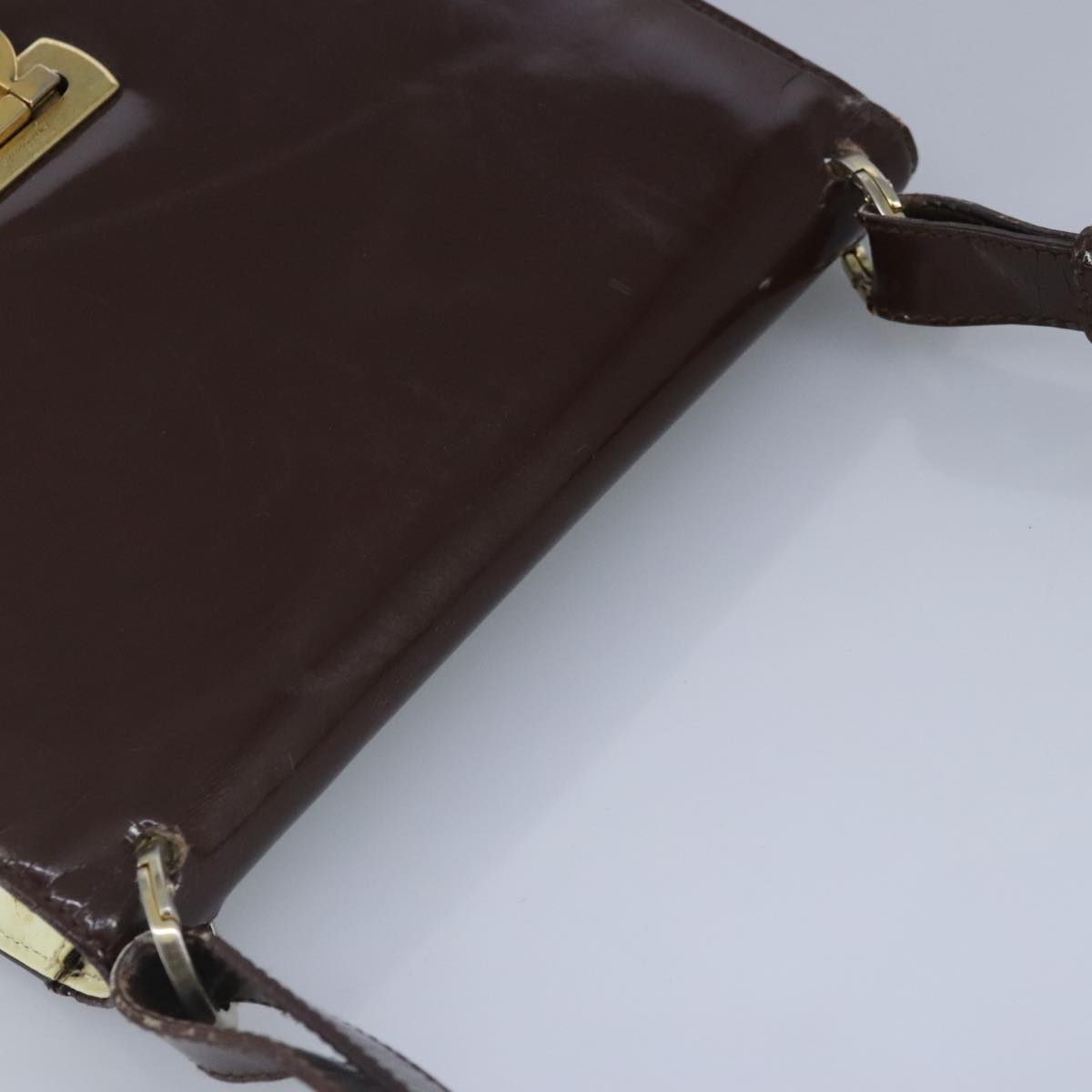 Salvatore Ferragamo Gancini Shoulder Bag Patent leather Brown Gold Auth 96961