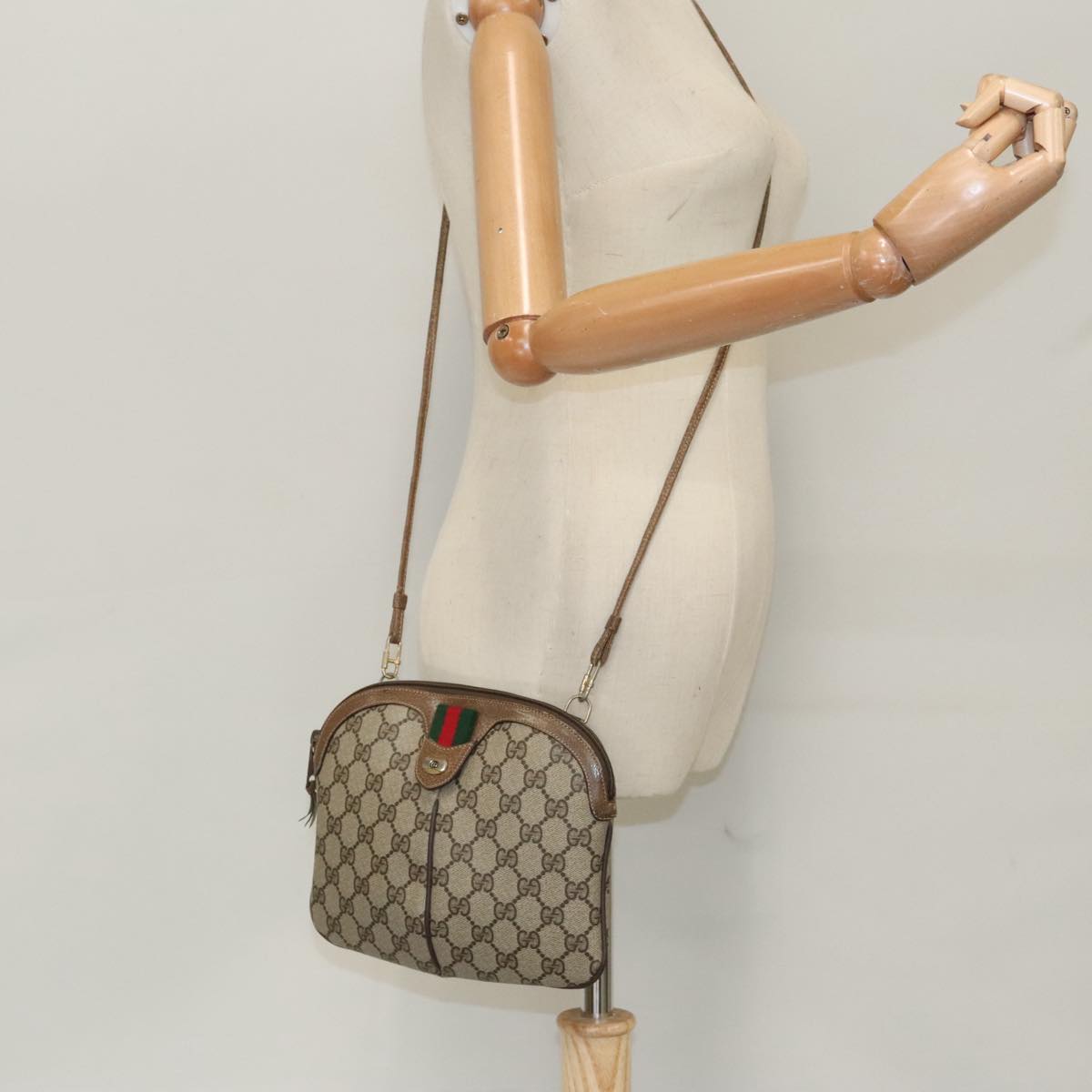 GUCCI GG Supreme Web Sherry Line Shoulder Bag PVC Beige 904 02 047 Auth 96969