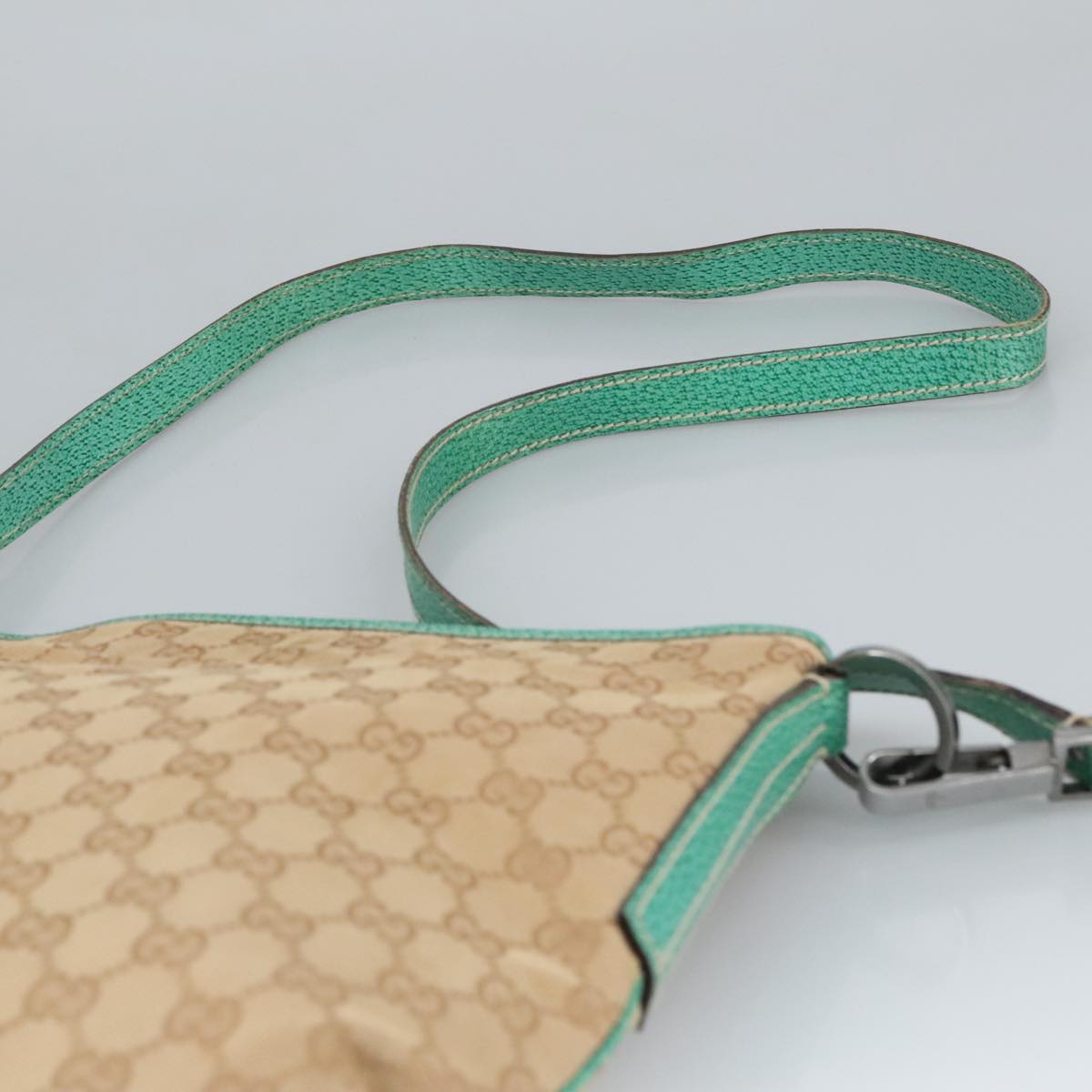 GUCCI GG Canvas Shoulder Bag Beige Silver Green 113013 Auth 96980